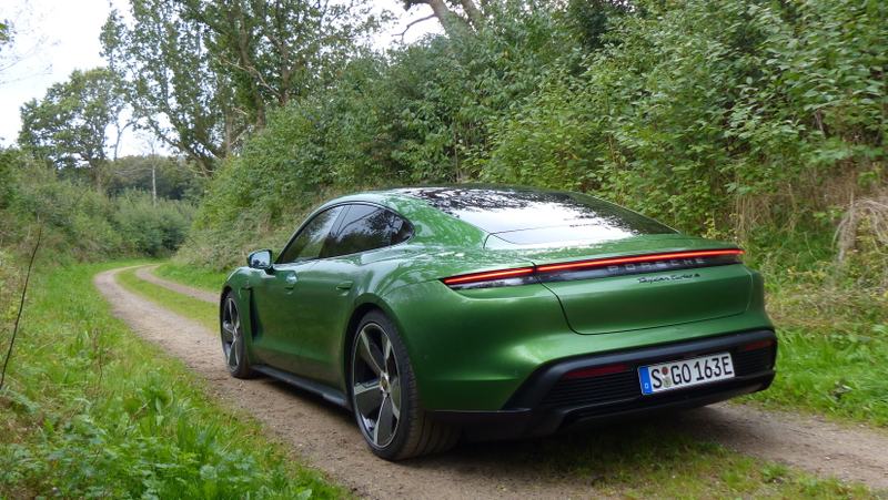 Illustration for article titled The Electric 2020 Porsche Taycan: What We Learned Over 400 Fast Miles